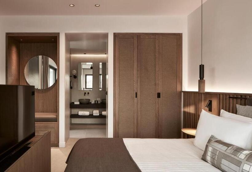 庭の見えるジュニアスイート, The Olivar Suites