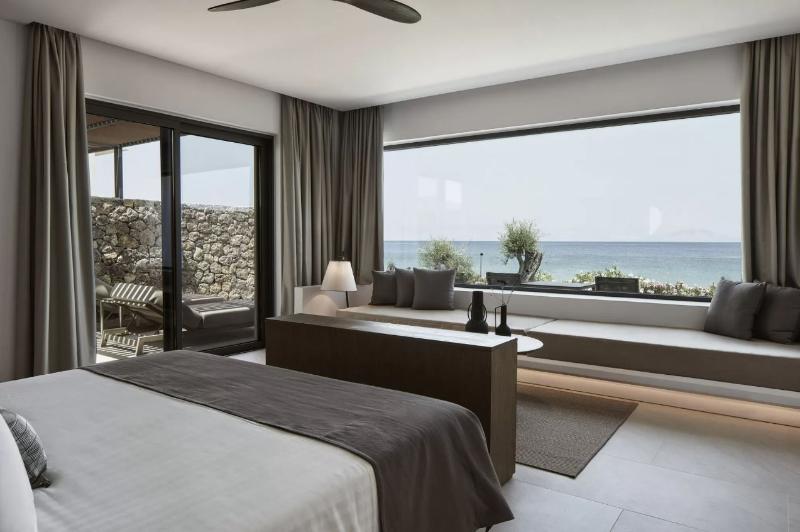 オーシャンビュースイート, The Olivar Suites