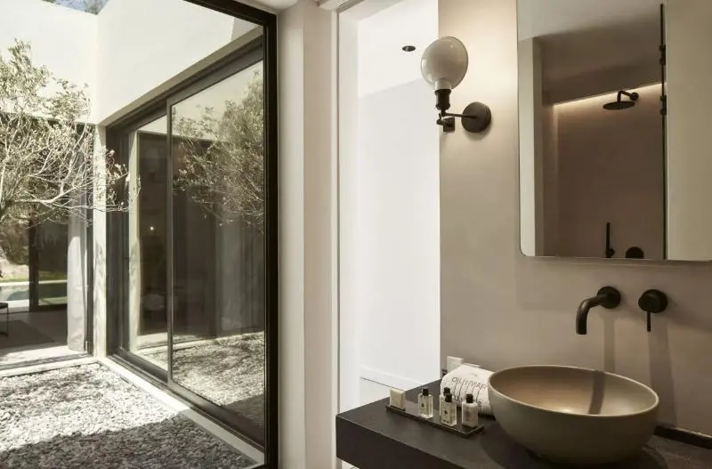 エクゼクティブスイート, The Olivar Suites