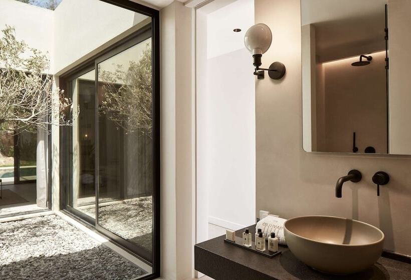 エクゼクティブスイート, The Olivar Suites