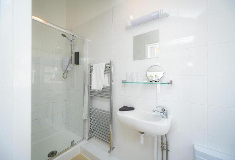 חדר סטנדרט, The Bramley House