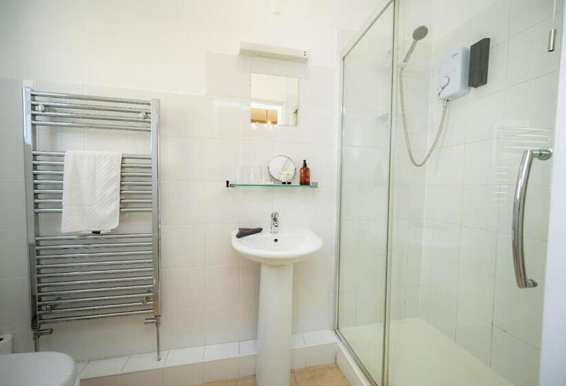 חדר סטנדרט, The Bramley House