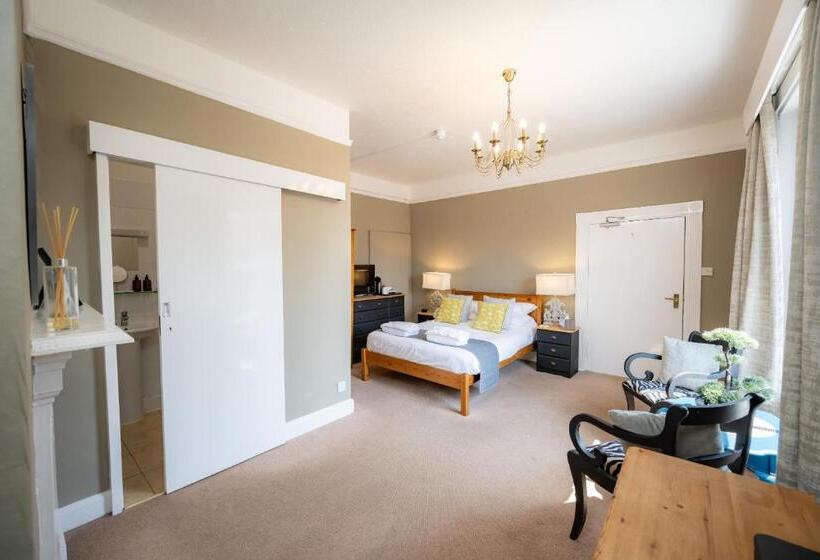 חדר סטנדרט, The Bramley House