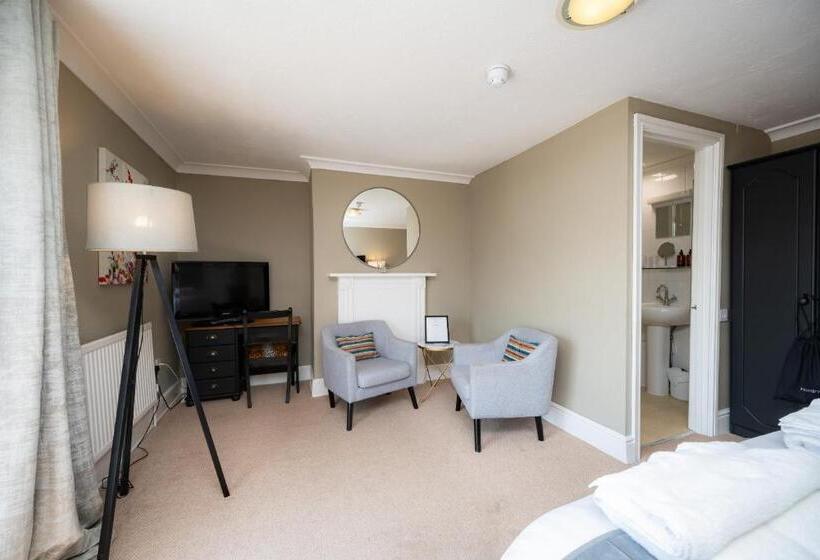 חדר סטנדרט, The Bramley House