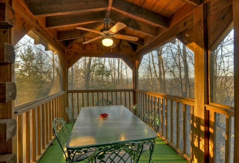 كابينة, Dancing Bears Mtn View Near Blue Ridge