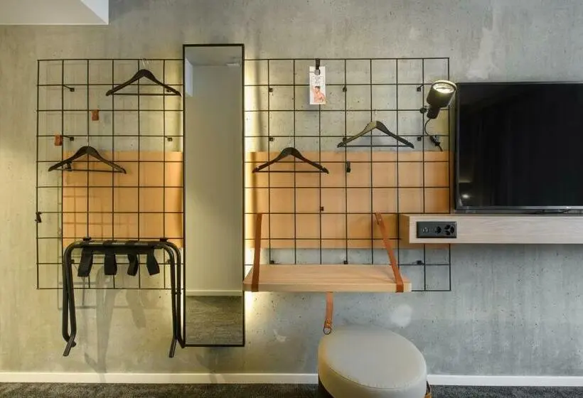 Standardzimmer, Moxy Sion
