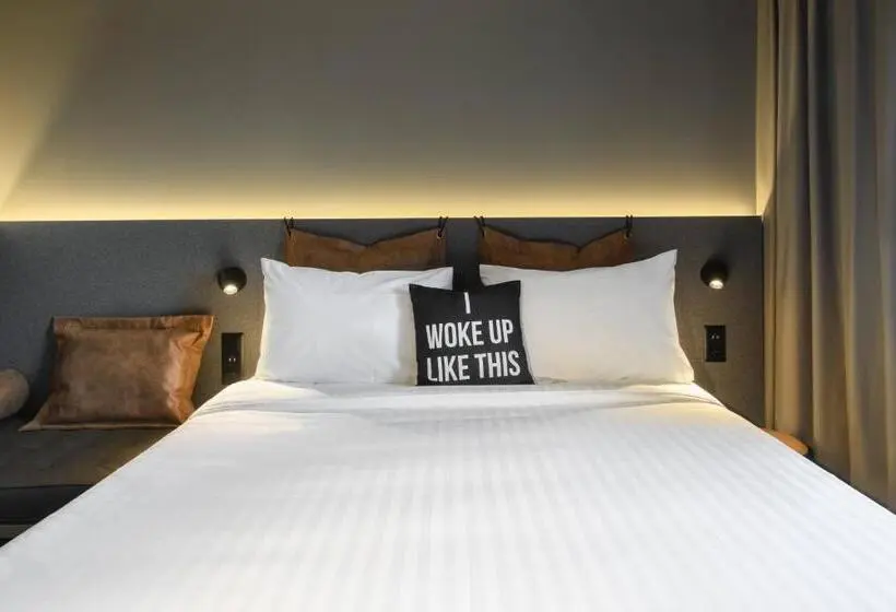 Deluxe Zimmer, Moxy Sion