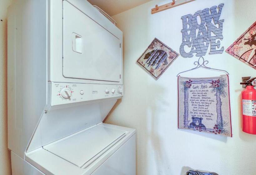 בית, 2 חדרי שינה, Revett Retreat