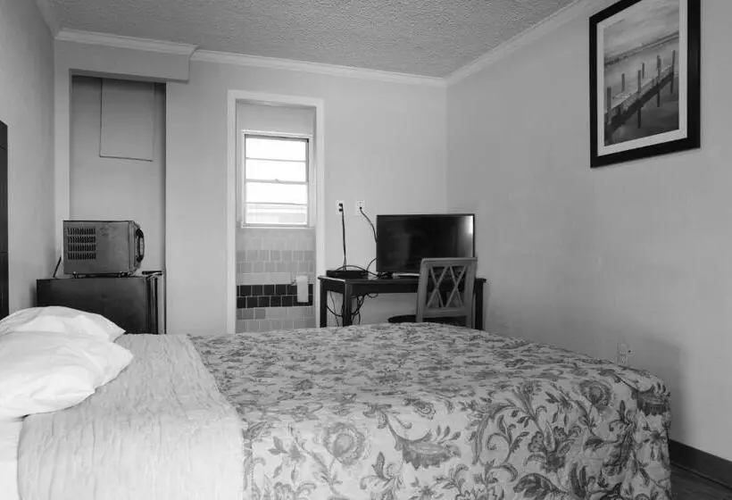 Standard Yhden Hengen Huone, Richmond Motel