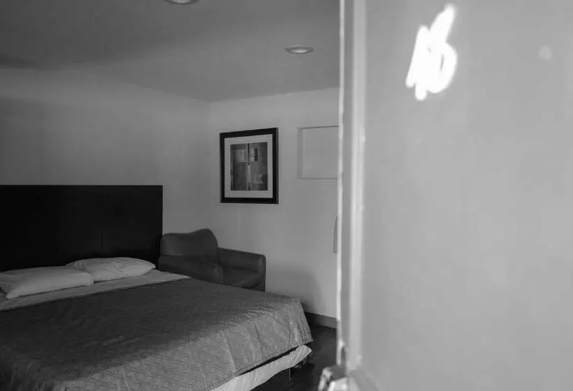 Standard-huone King-vuode, Richmond Motel
