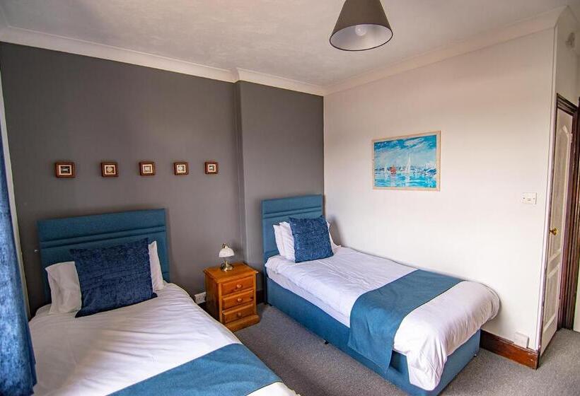 Номер Стандарт, The Station Guest House