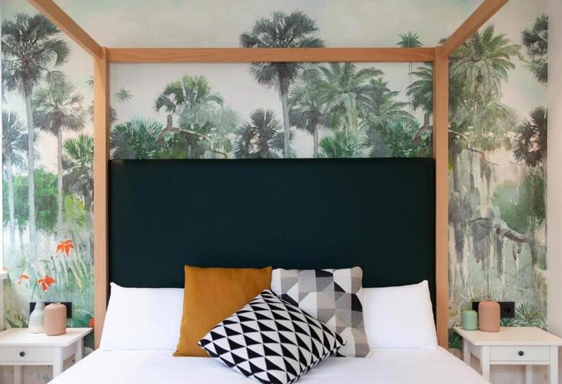 اتاق سوپریور, Welldone Sierpes Boutique