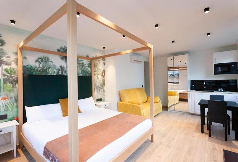 اتاق سوپریور, Welldone Sierpes Boutique