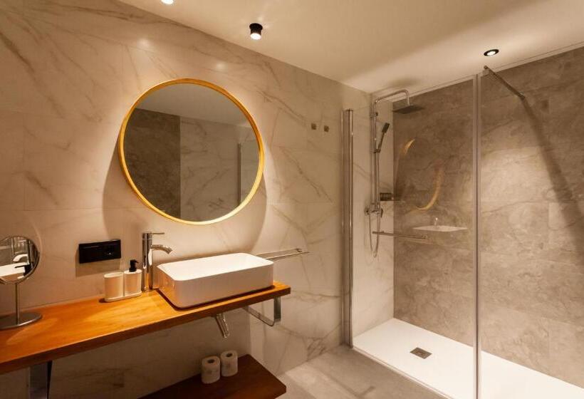 سوییت, Welldone Sierpes Boutique