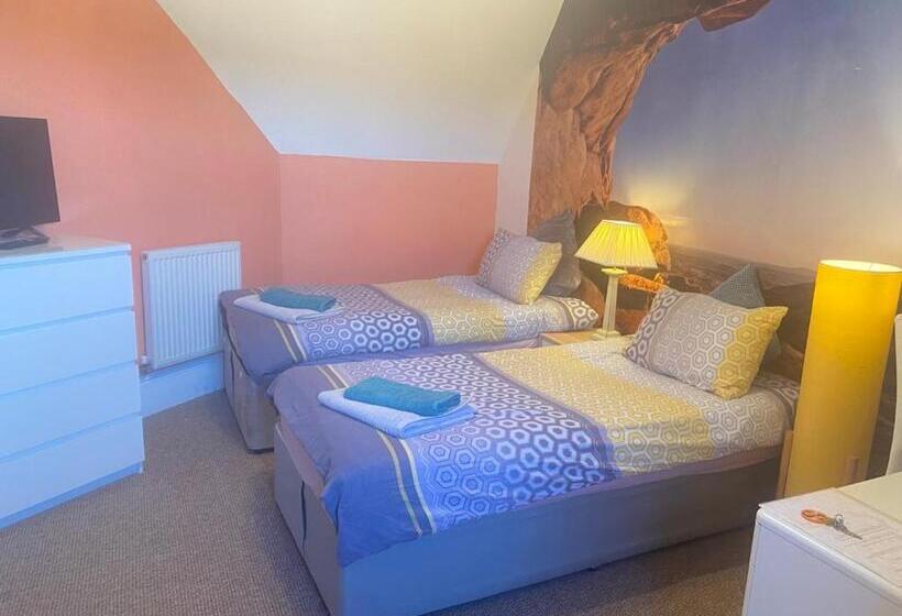 Номер Economy, Upton Country Park Guest House