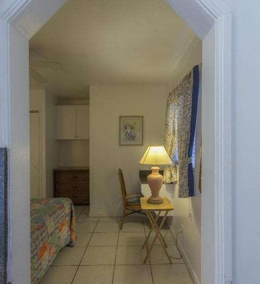 إستوديو قياسى, Richard S Motel Extended Stay