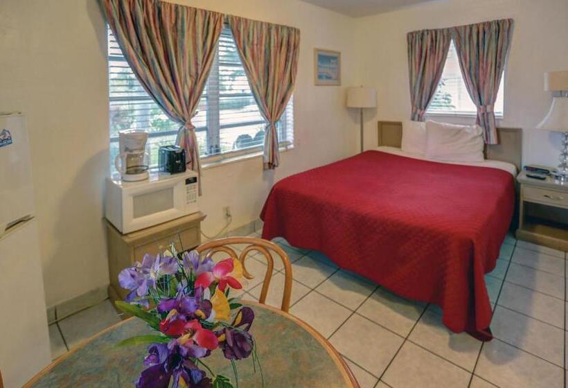 스탠다드 스튜디오, Richard S Motel Extended Stay