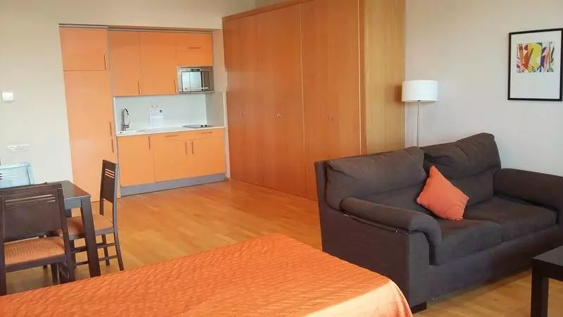 استودیوی استاندارد, Aparthotel Wellness