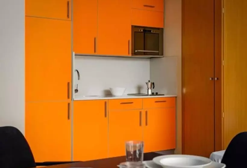 استودیو خانوادگی, Aparthotel Wellness