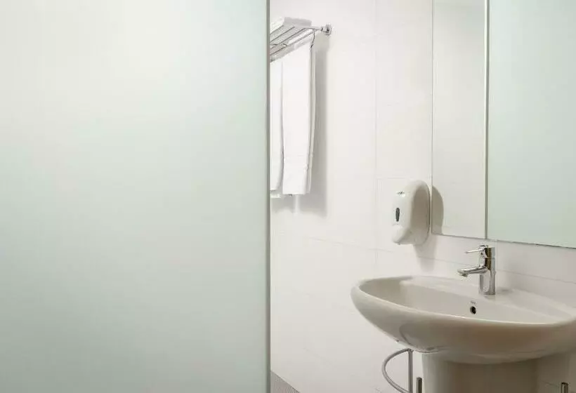 استودیوی استاندارد, Aparthotel Wellness
