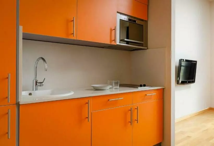 استودیوی استاندارد, Aparthotel Wellness