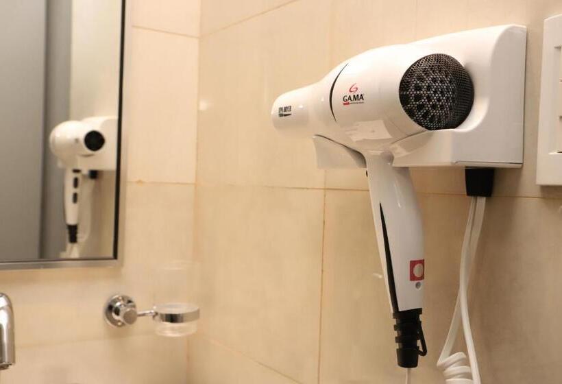 جناح إدارى, Agua Del Corral Hotel & Spa