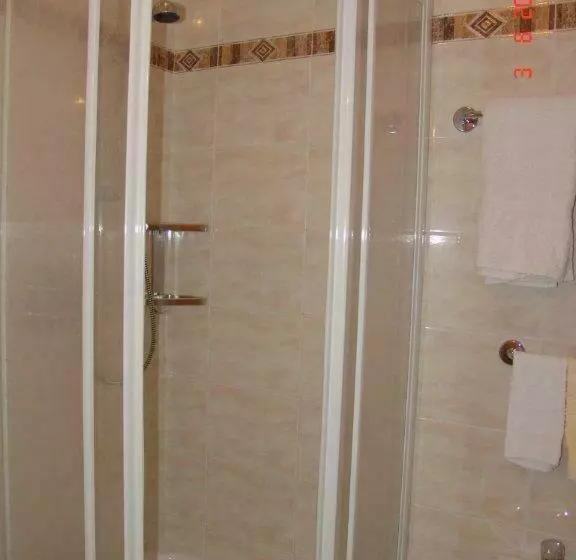 اتاق استاندارد یک نفره, Albergo Fiordaliso