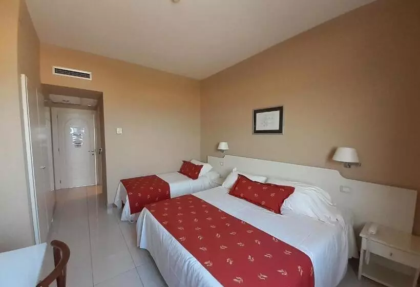 اتاق استاندارد سه نفره, Barion Hotel & Congressi