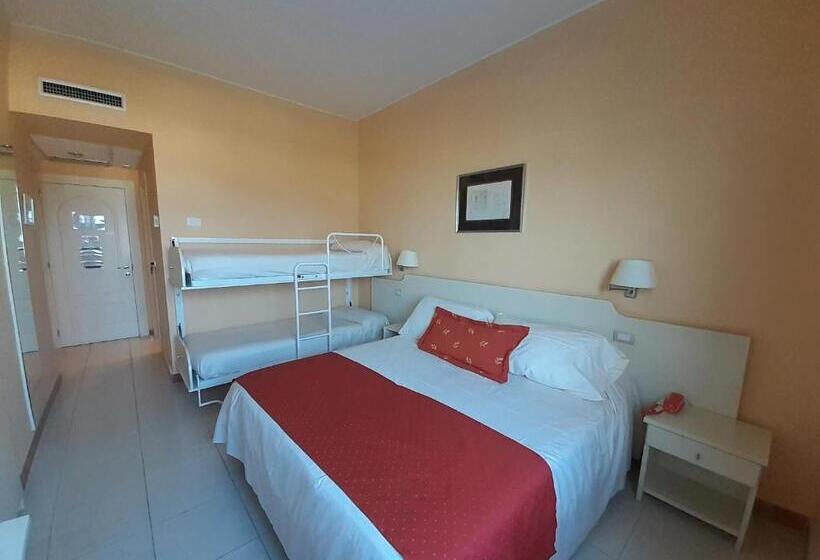 Quarto Familiar, Barion Hotel & Congressi