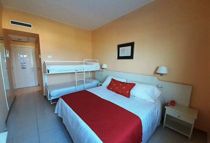 Quarto Triplo Estandar, Barion Hotel & Congressi