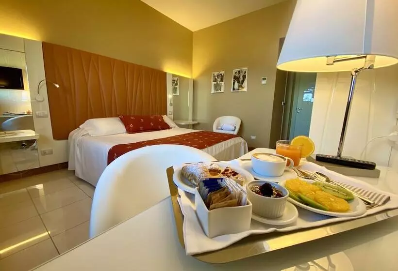 اتاق لوکس با چشمانداز دریا, Barion Hotel & Congressi