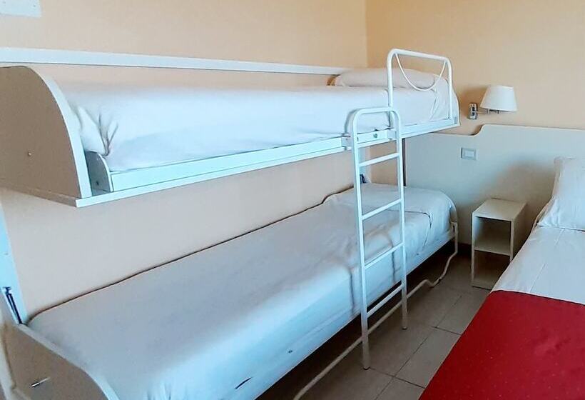 Quarto Familiar, Barion Hotel & Congressi