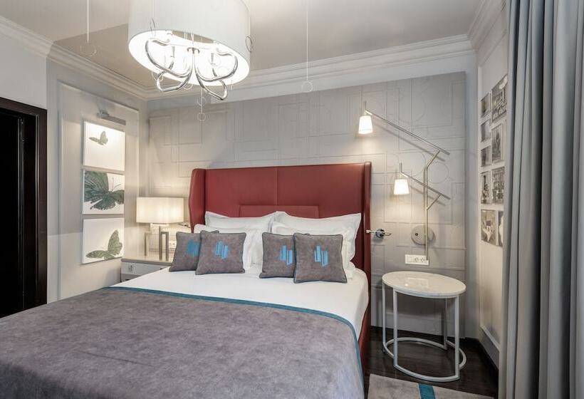 Suite, Bastion Heritage Hotel   Relais & Châteaux