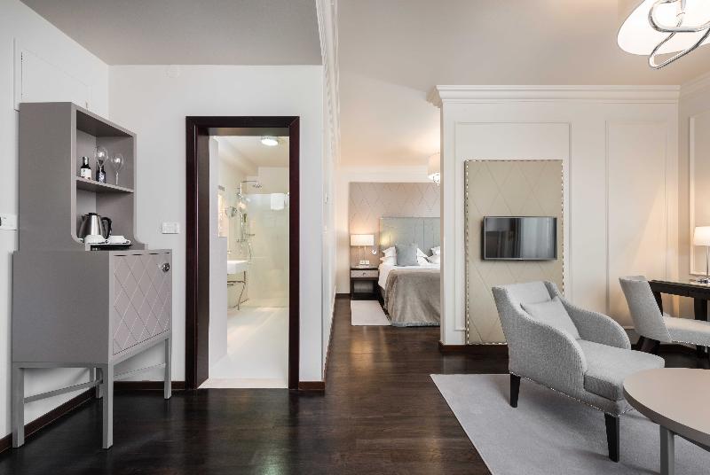 Suite, Bastion Heritage Hotel   Relais & Châteaux