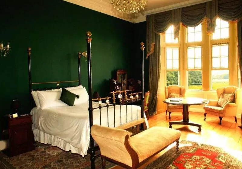 デラックススイート, Kinnitty Castle