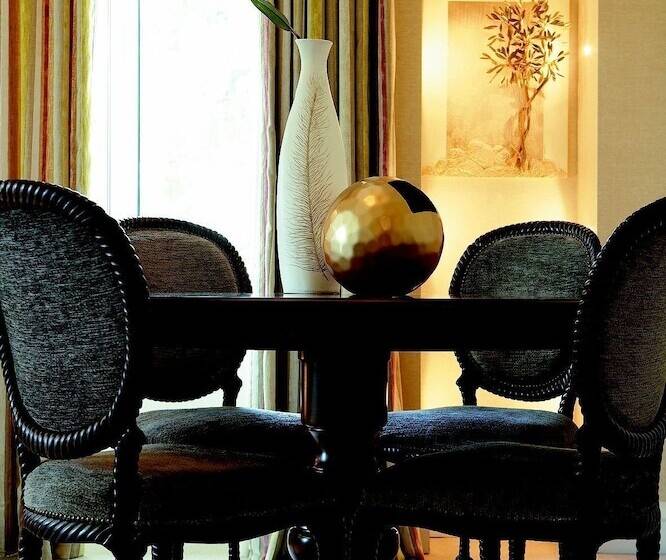 Президентский Люкс, Grecotel Larissa Imperial