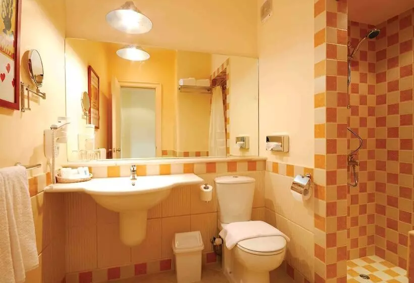 اتاق لوکس, Marina Plaza Hotel Tala Bay