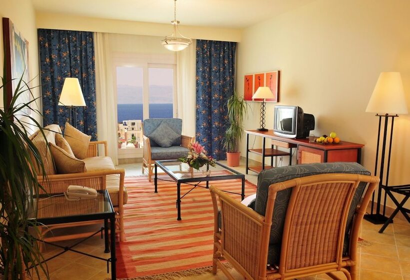 سوییت جونیور, Marina Plaza Hotel Tala Bay