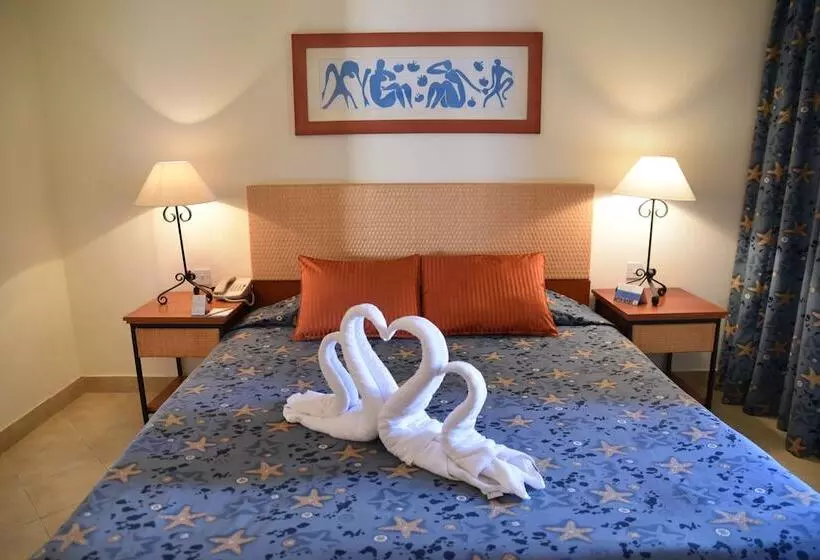سوییت اجرایی, Marina Plaza Hotel Tala Bay
