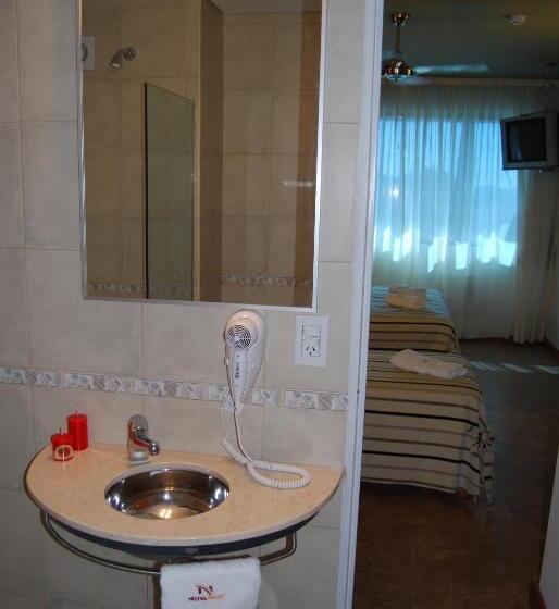 Номер Стандарт Трехместный, Necof