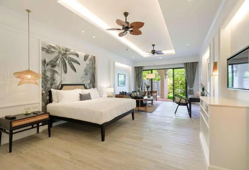 キングサイズベッドのクラブルーム, Outrigger Koh Samui Beach Resort