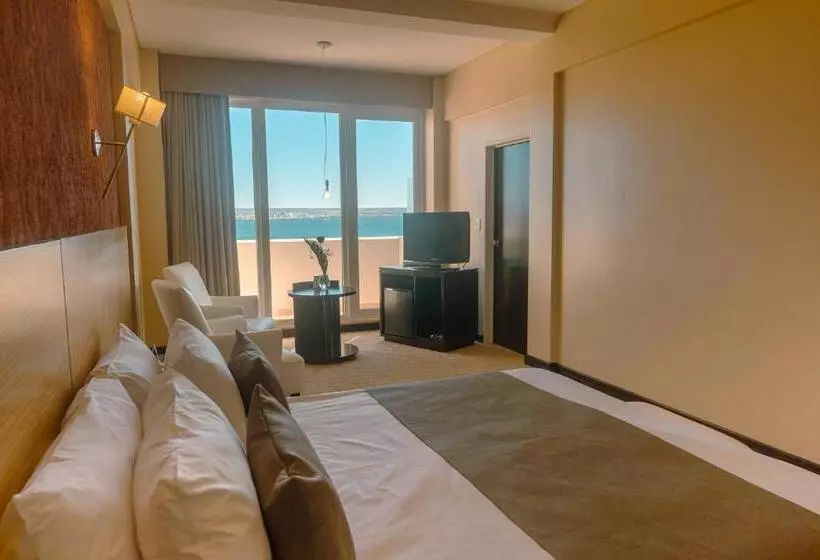 سوییت جونیور, Rayentray Grand