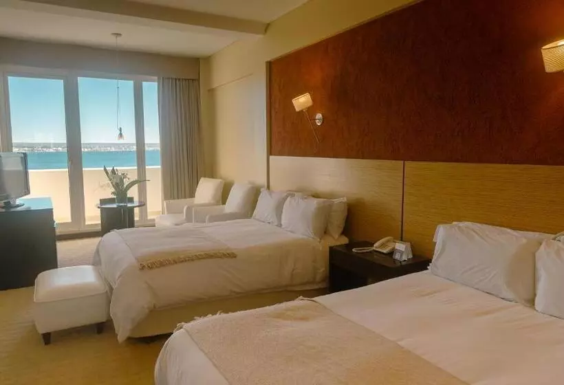 سوئیت جونیور خانوادگی, Rayentray Grand