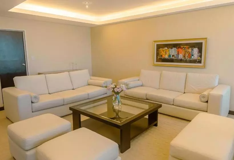 سوییت اجرایی, Rayentray Grand