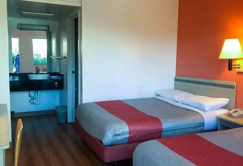 ２ダブルベッドのスタンダードルーム, Motel 6 Goodlettsville, Tn  Nashville