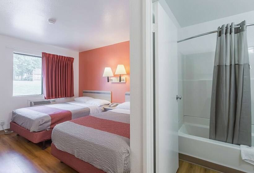 غرفه قياسيه سريرين مزدوجين, Motel 6 Goodlettsville, Tn  Nashville