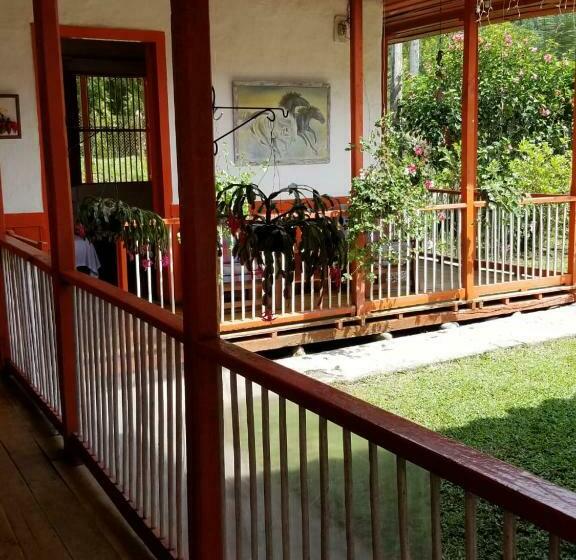 ファミリールーム, Hostal Rio Arabia Valle De Cocora