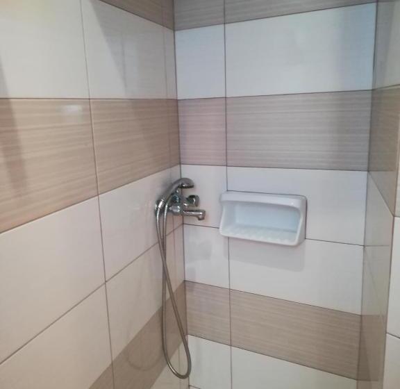 Triple Room Sea View, View Port