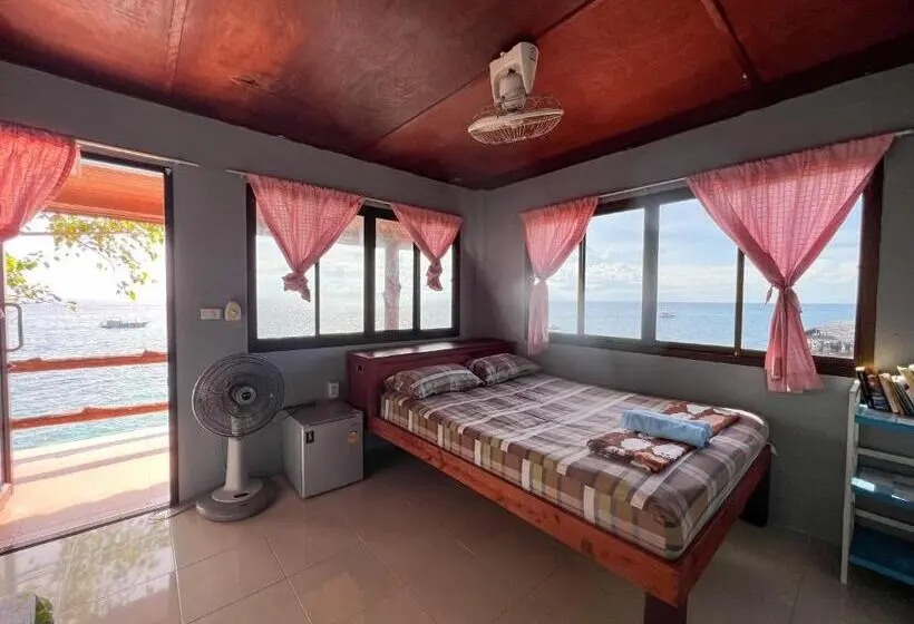 Deluxe-huone Merinäkymä Parveke, Char Bungalows