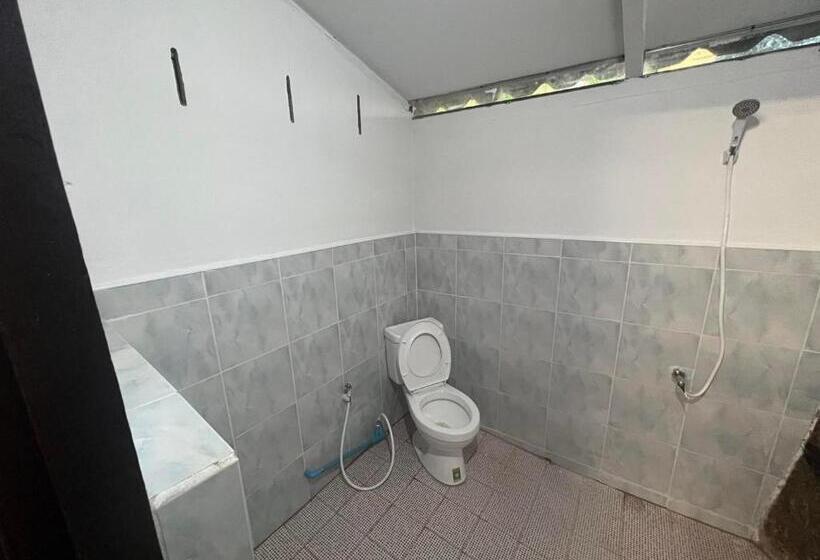 اتاق استاندارد با 2 تخت دوبل, Char Bungalows